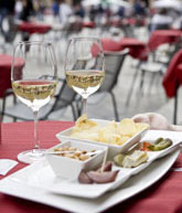 Aperitivo op het terras Aperitivo op het terras